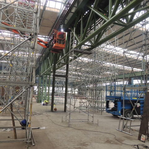 Welding of truss to existing steel structure