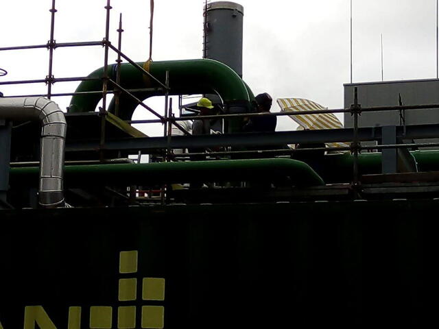 Installation de conduites d’eau de refroidissement