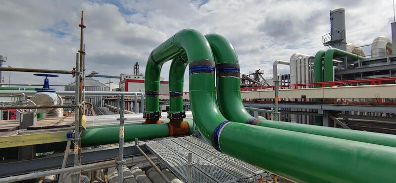 Installation de conduites d’eau de refroidissement avance