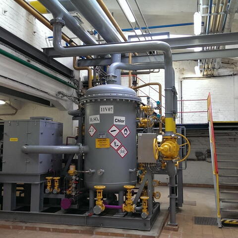 Kovoprojekta Brno a.s., Czech republic - Installation of compressor unit in petrochemical industry